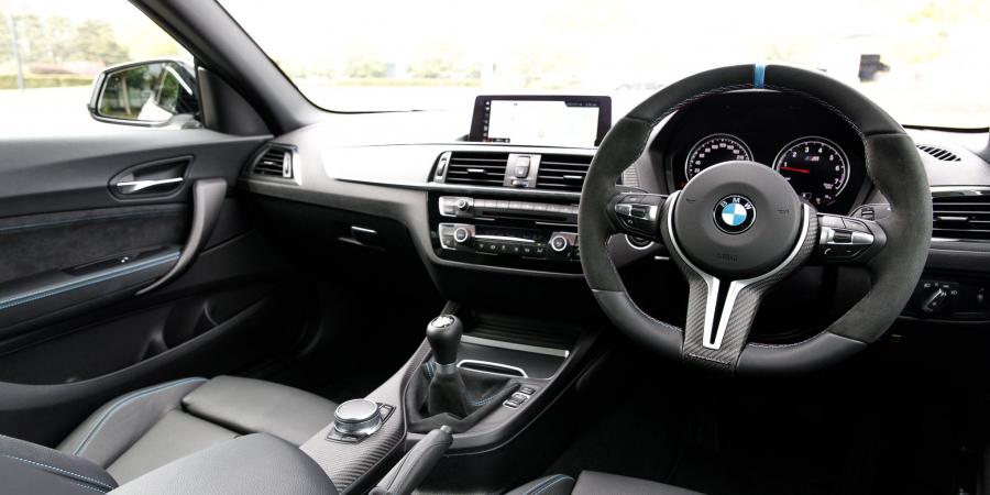 Торпедо BMW M2 Coupe Pure (F87) 2017 года  (AU) (фото 9 из 27)